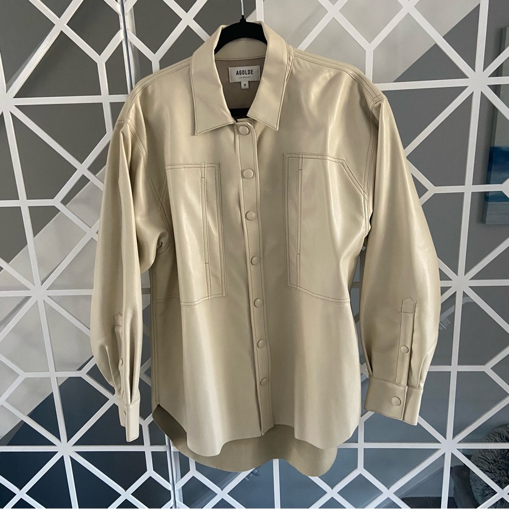 AGOLDE Vegan Leather Shacket Medium Cream Oversized Shirt Jacket EUC - Picture 6 of 10